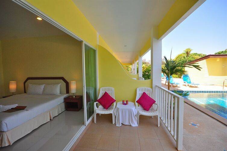 Phuket Airport Sonwa Resort