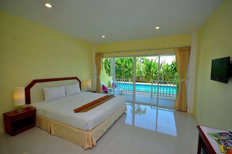 Phuket Airport Sonwa Resort