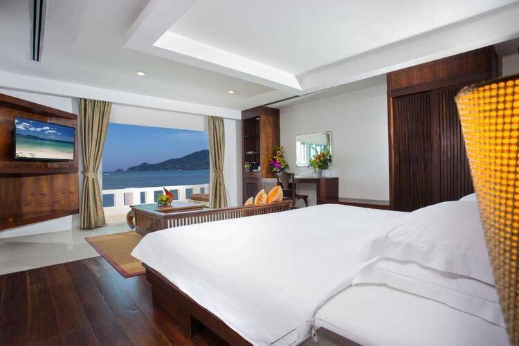Safari Beach Hotel