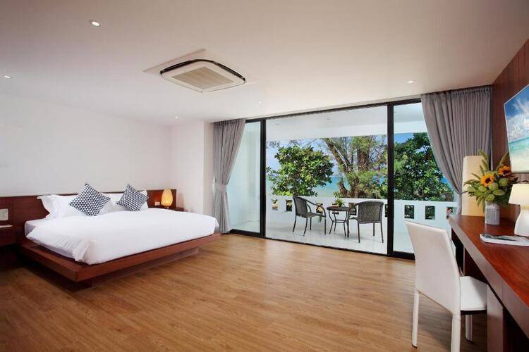 Safari Beach Hotel