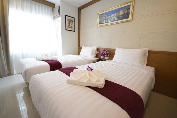 Expat Hotel Patong Center