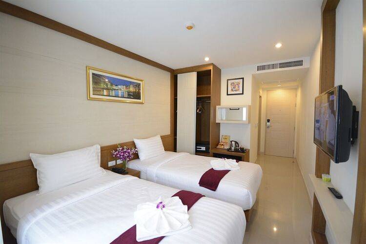 Expat Hotel Patong Center