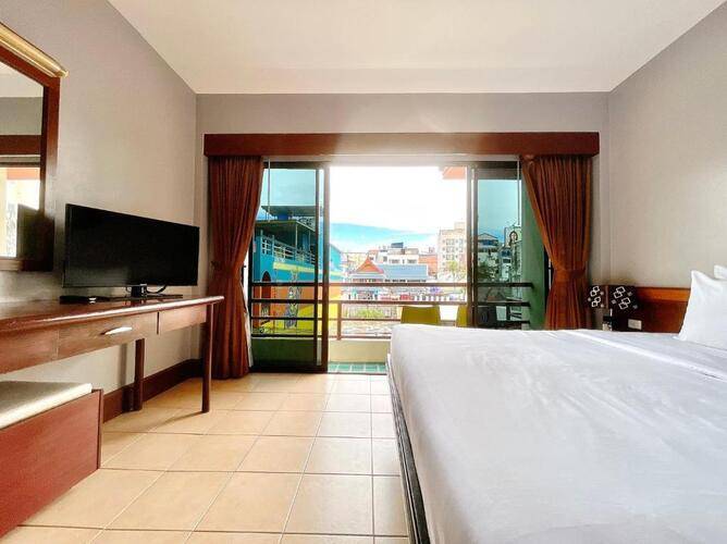 C&N Hotel Patong