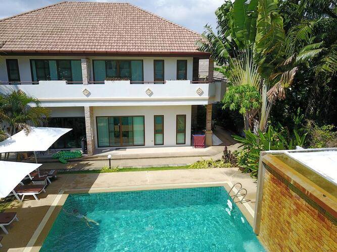 Babylon Pool Villas