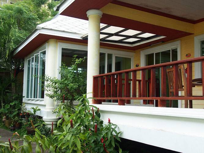 Lemon House