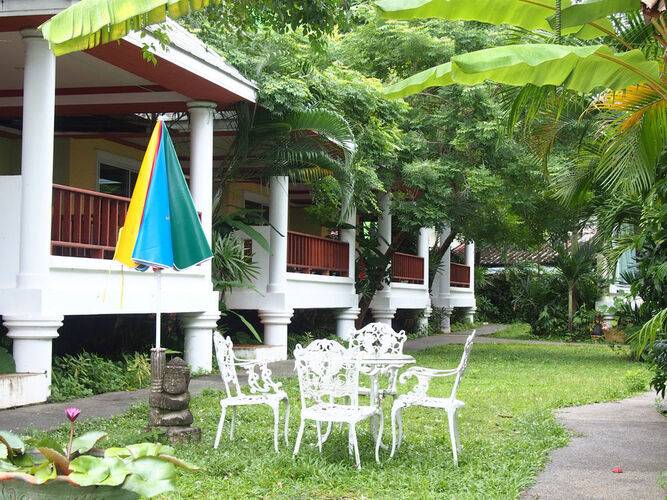 Lemon House