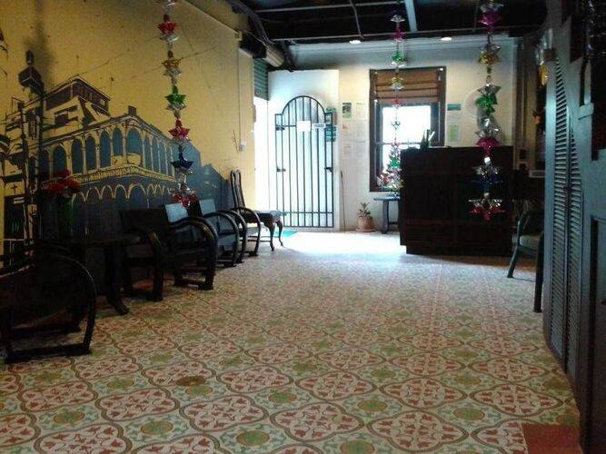 Sunny Hostel Phuket