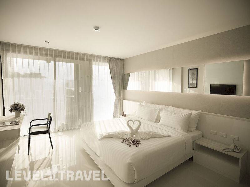 Фотография Serenotel Pattaya Beach Front