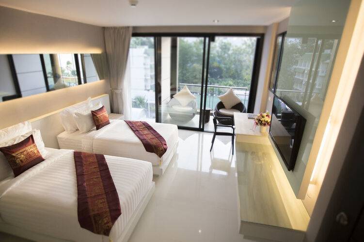 Serenotel Pattaya Beach Front