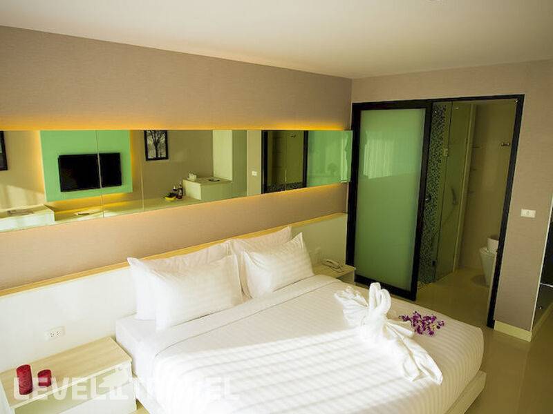 Фотография Serenotel Pattaya Beach Front