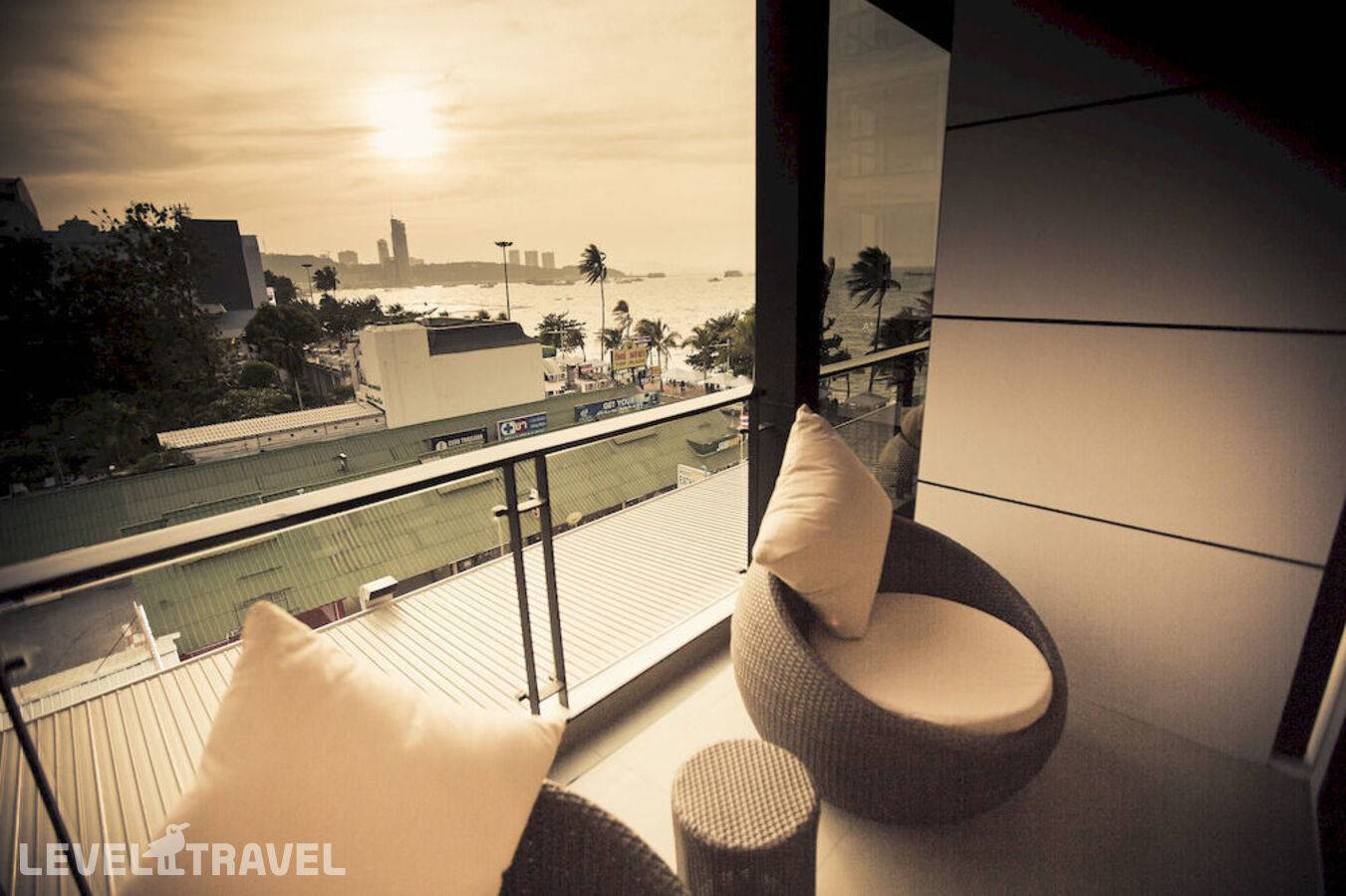 фотографии отеля Serenotel Pattaya Beach Front в Таиланд(Центральная Паттайя) - фото №34