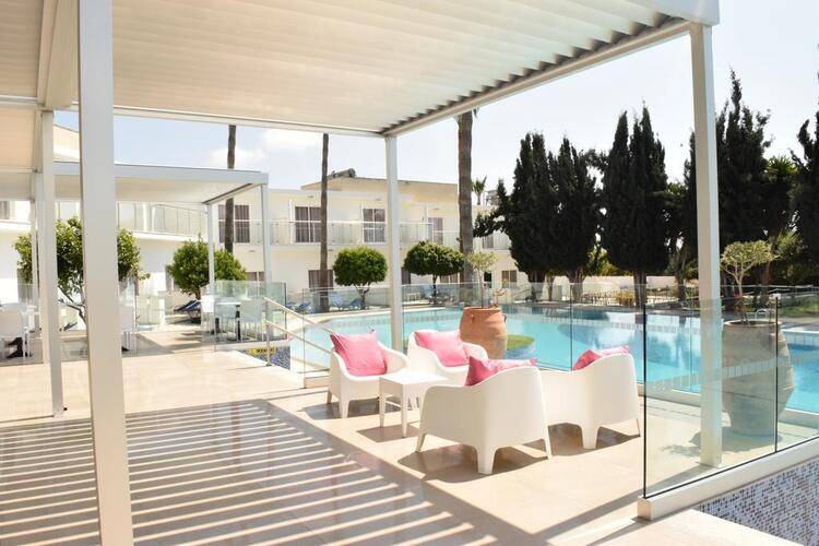 Fedrania Gardens Hotel