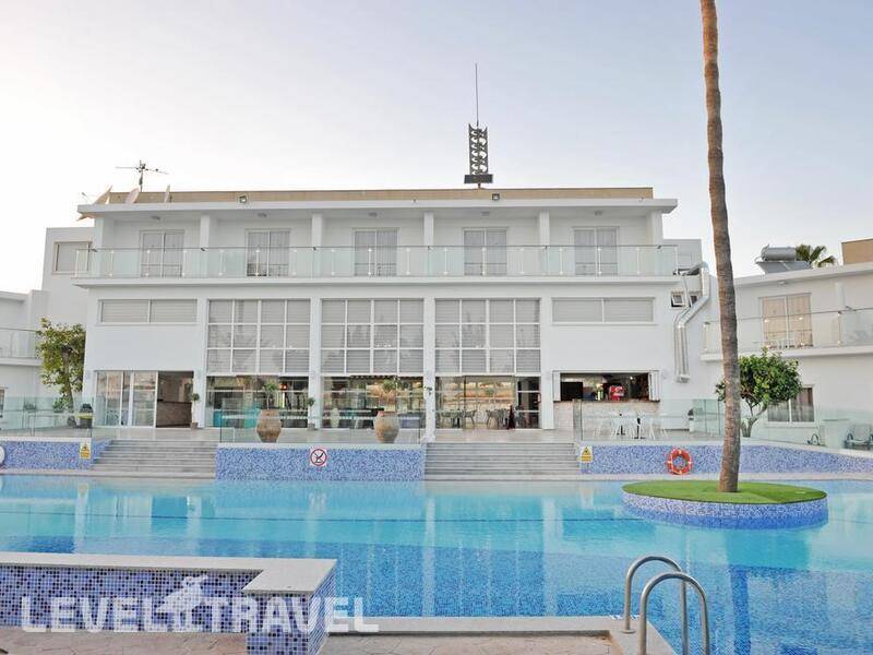 Фотография Fedrania Gardens Hotel