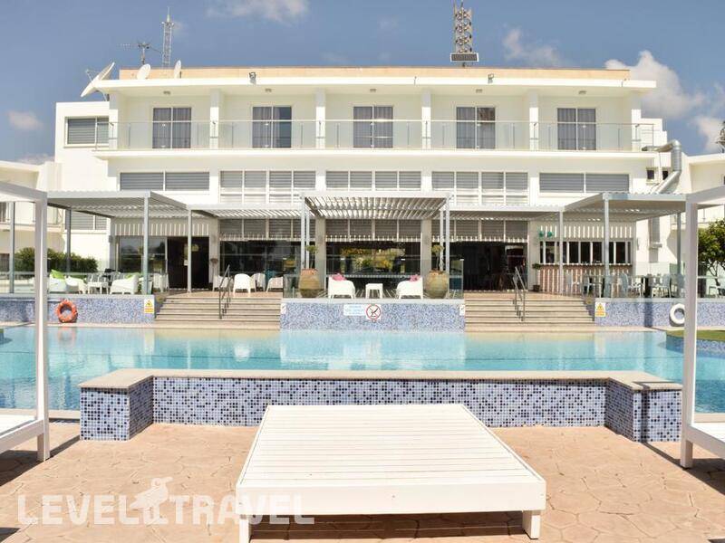 Фотография Fedrania Gardens Hotel