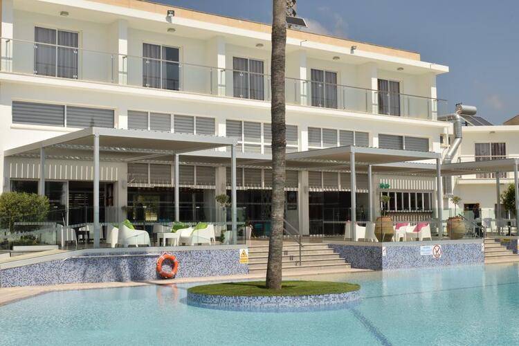 Fedrania Gardens Hotel