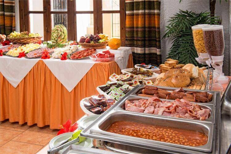 Malia Holidays Hotel