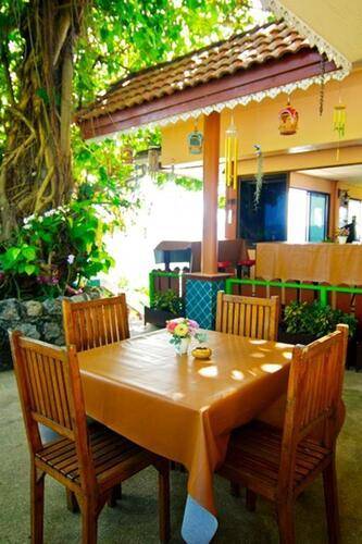 Baan Karon Hill Phuket Resort