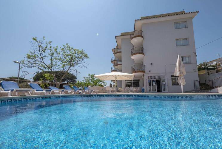 Apartamentos AR Muntanya Mar