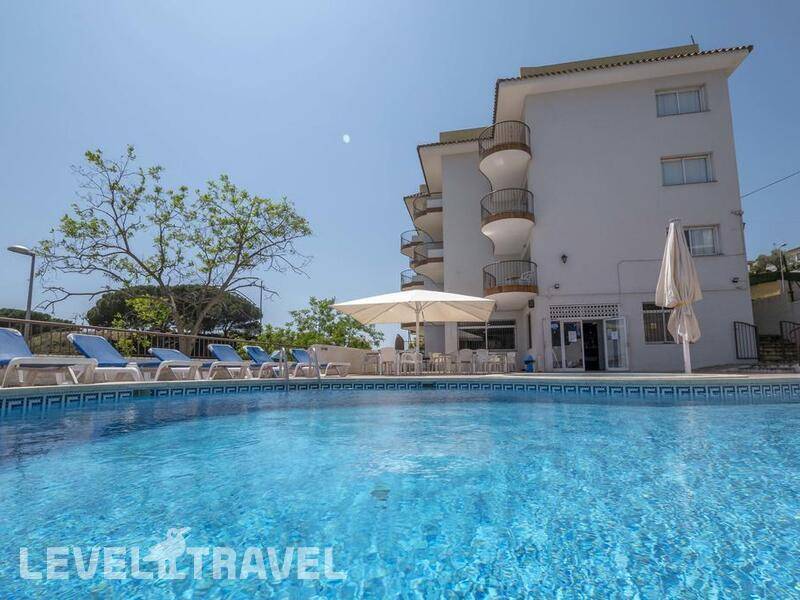 Фотография Apartamentos AR Muntanya Mar