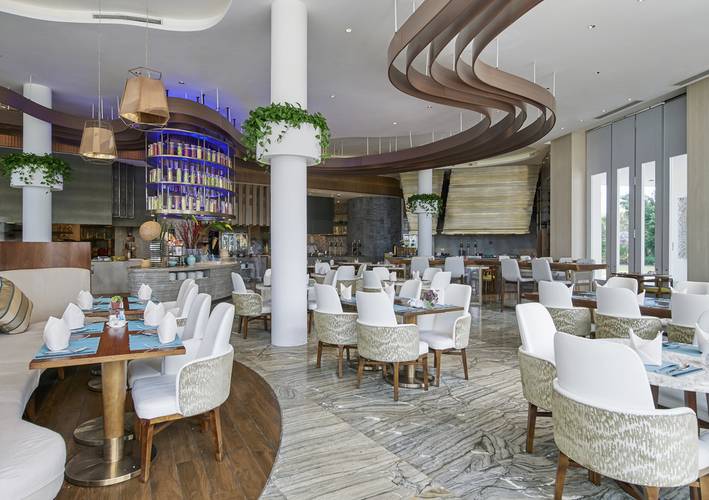 Phoenix Island Resort Sanya