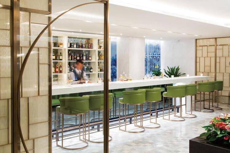 Peninsula Hotel