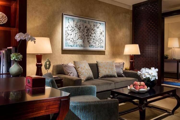 Four Seasons Hotel