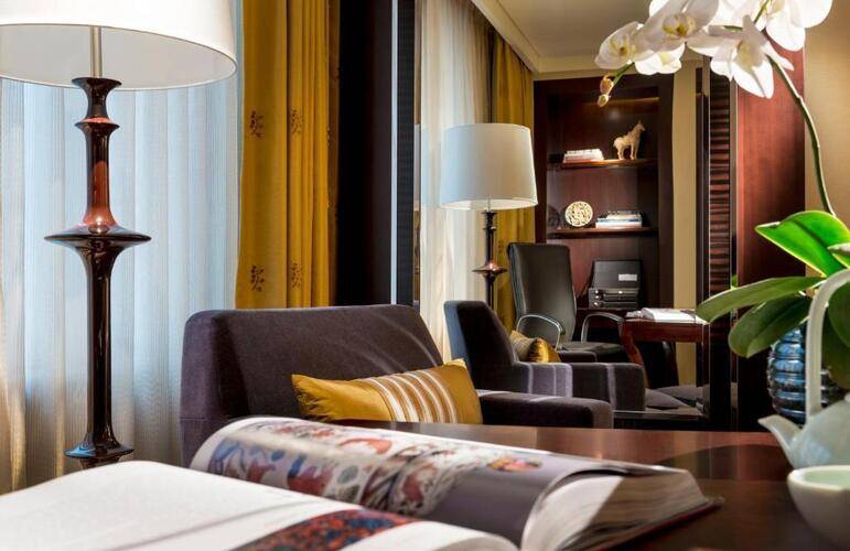 Four Seasons Hotel