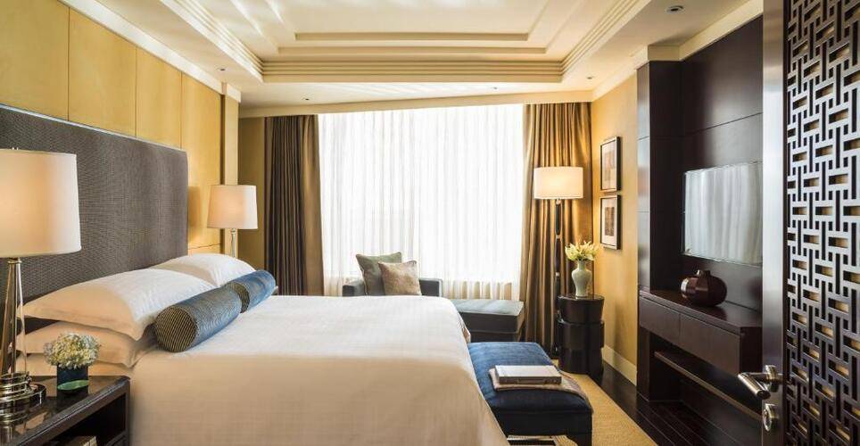 Four Seasons Hotel