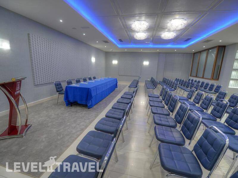 Фотография Alexandra Hotel