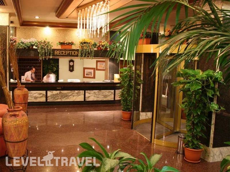 Фотография Alexandra Hotel Фотография Alexandra Hotel