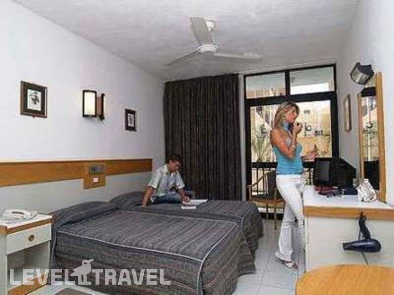 Фотография Coral Hotel