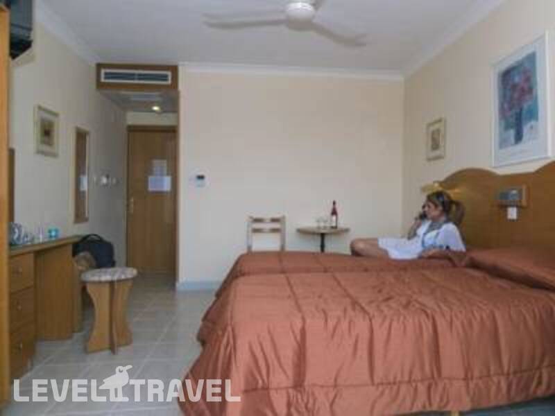 Фотография Coral Hotel