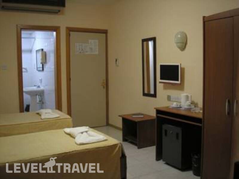 Фотография Relax Inn Hotel