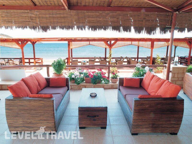 Фотография Niriides Beach Hotel