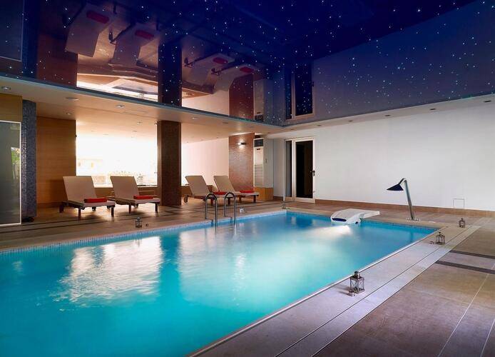 Macaris Suites & Spa