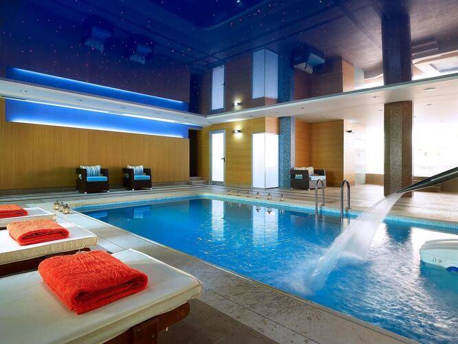 Macaris Suites & Spa