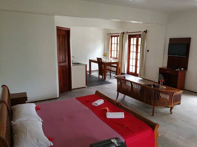 Hilltop Boutique Hotel