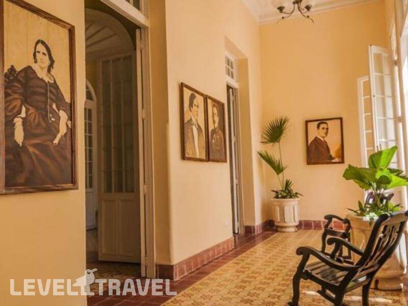 Фотография E El Marques Hotel