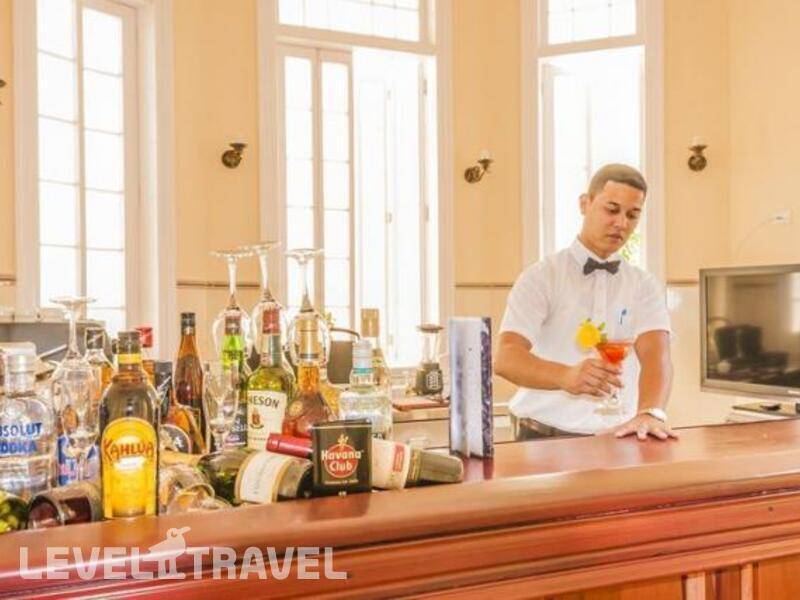 Фотография E El Marques Hotel