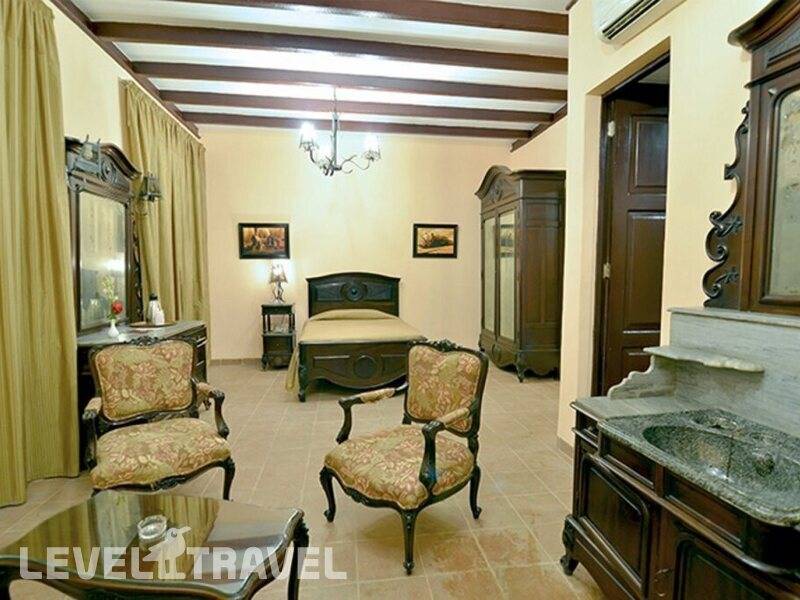 Фотография E Camino De Hierro Hotel