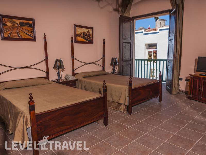 Фотография E Camino De Hierro Hotel