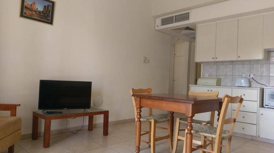 New York Plaza Hotel Apartments