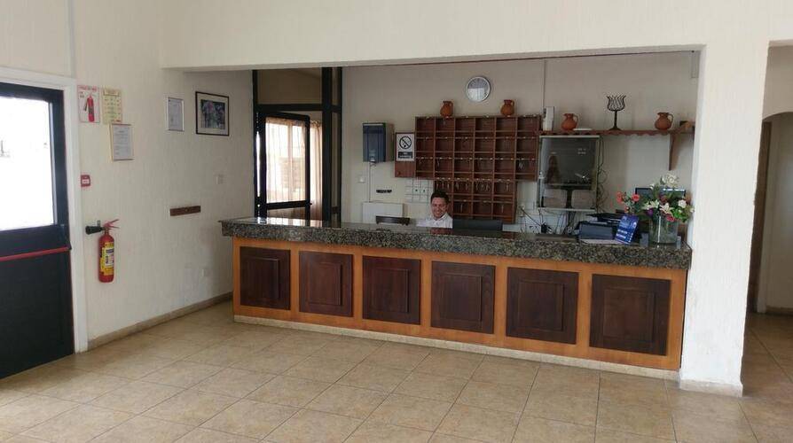 New York Plaza Hotel Apartments