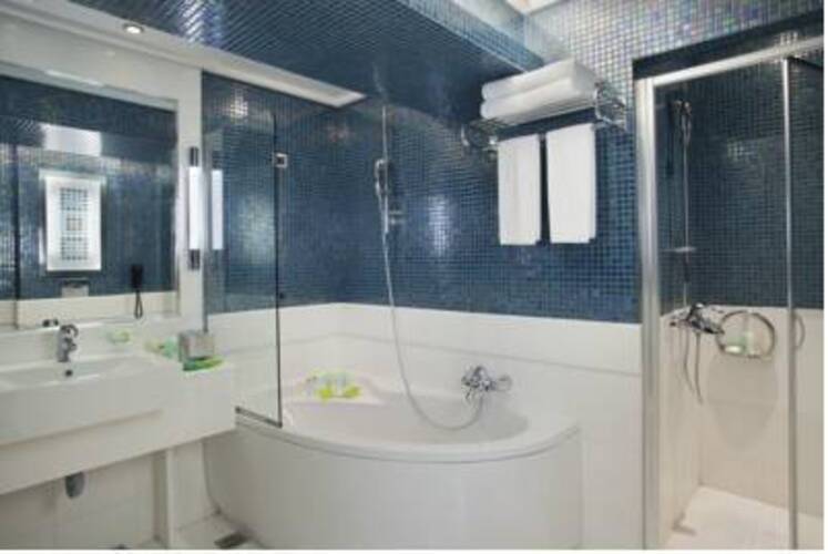 Crowne Plaza Athens City Centre Hotel
