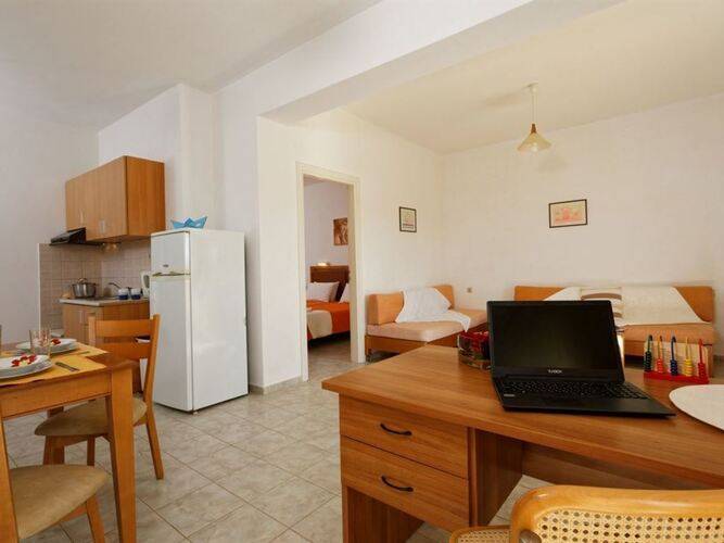 Fotis Studios Apartments