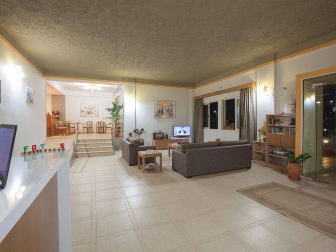 Fotis Studios Apartments