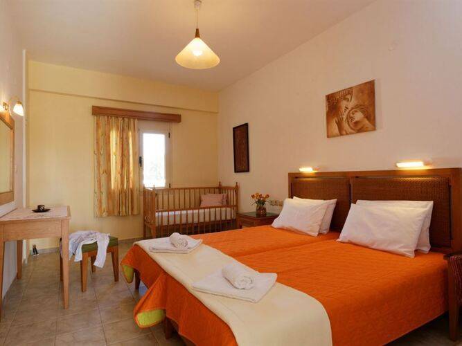 Fotis Studios Apartments
