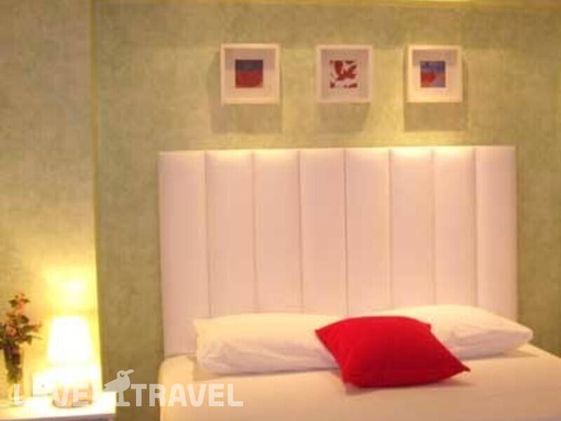 Фотография Sanorama Suites