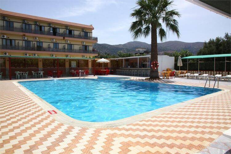 Triton Garden Hotel