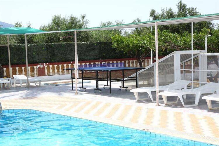 Triton Garden Hotel